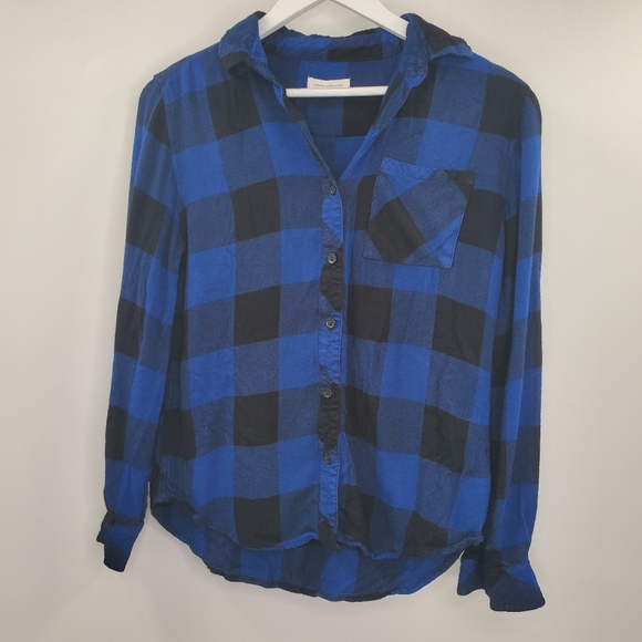 beachlunchlounge Tops - Anthropologie Beachlunchlounge Blue Flannel Button Up Shirt